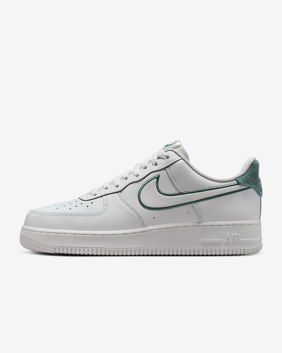 Tenis para hombre Nike Air Force 1 07 LV8. Nike MX